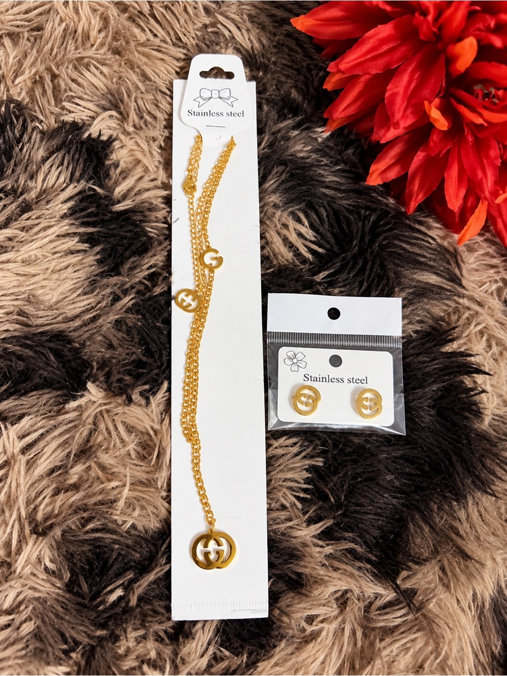 Gold Tone Stainless Steel Necklace and Stud Earrings Set - Gold